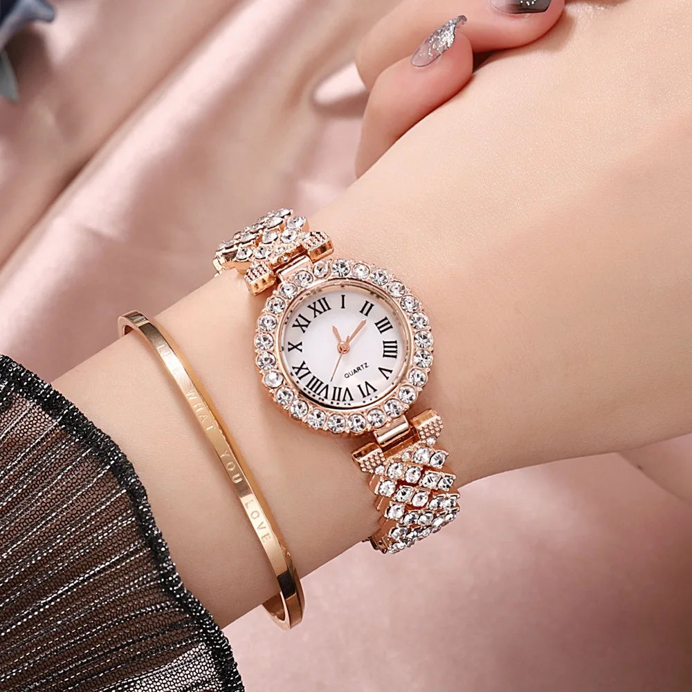 Roman Scale Diamond Women Bracelet Watches Steel Belt Love Petal Steel Belt Quartz Wrist Watch Luxury Fashion Watch for Women