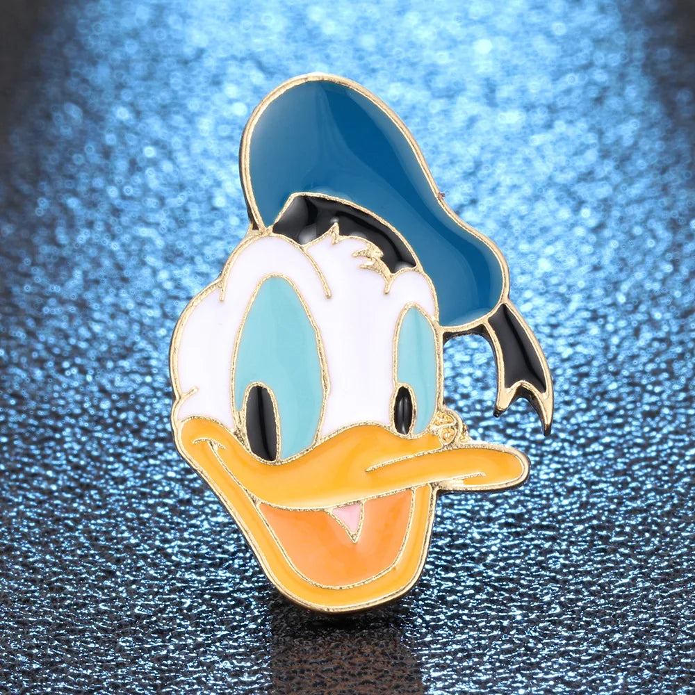 YQ556 Mickey Mouse Enamel Pin Funny Brooch Cartoons Badge for Bags Jeans Hoodies Denim Lapel Pin Jewelry Kids Best Gift