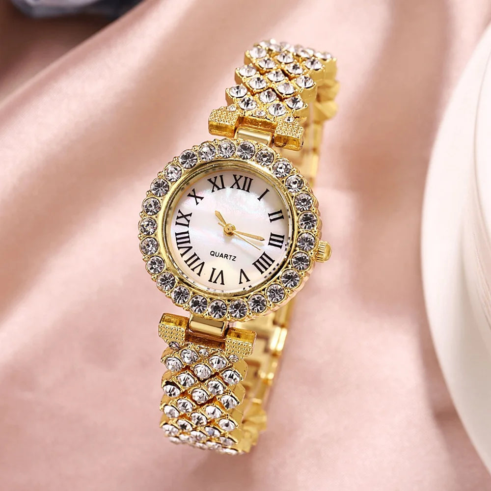 Roman Scale Diamond Women Bracelet Watches Steel Belt Love Petal Steel Belt Quartz Wrist Watch Luxury Fashion Watch for Women
