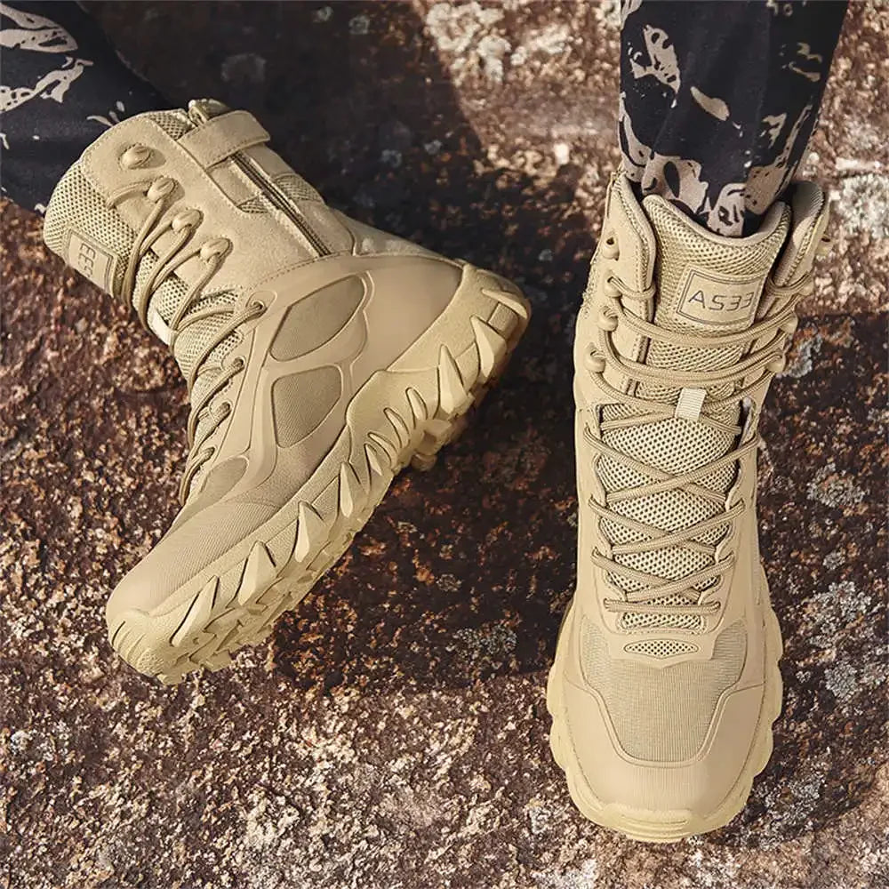 Khaki Round Toe Boots Shoes Men Fashion Man 2024 Dark Boots Sneakers Sport New Collection Sneskers Kawaiis Items Teni